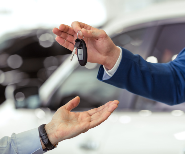Cosa controllare prima di acquistare un auto usata