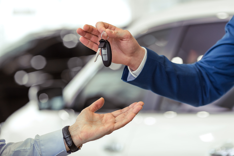 Cosa controllare prima di acquistare un auto usata